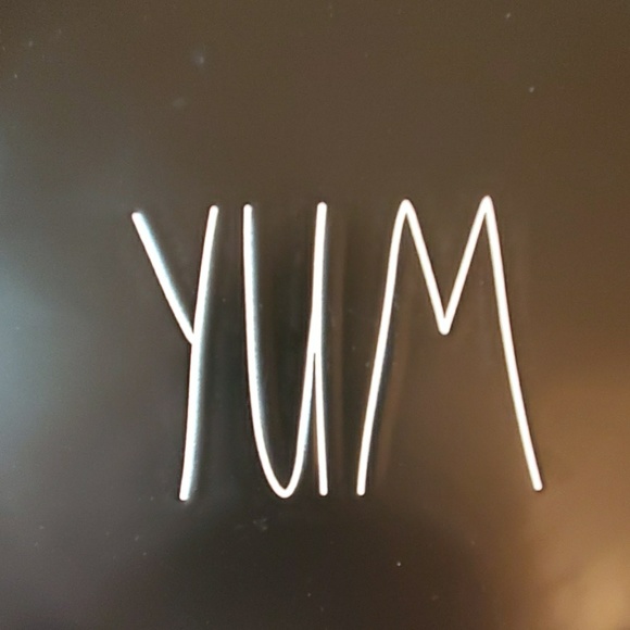 RAE DUNN "YUM" Serving Plate - Picture 2 of 4